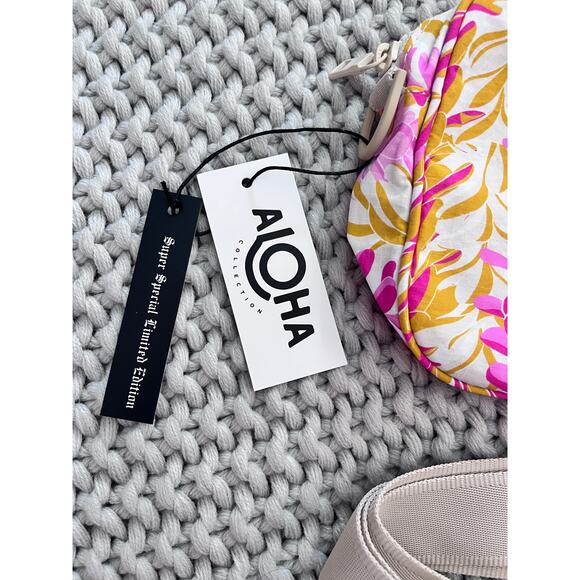 Aloha Collection• SUPER SPECIAL LIMITED EDITION Le Tour Lei Stand Taffy - Picture 7 of 9